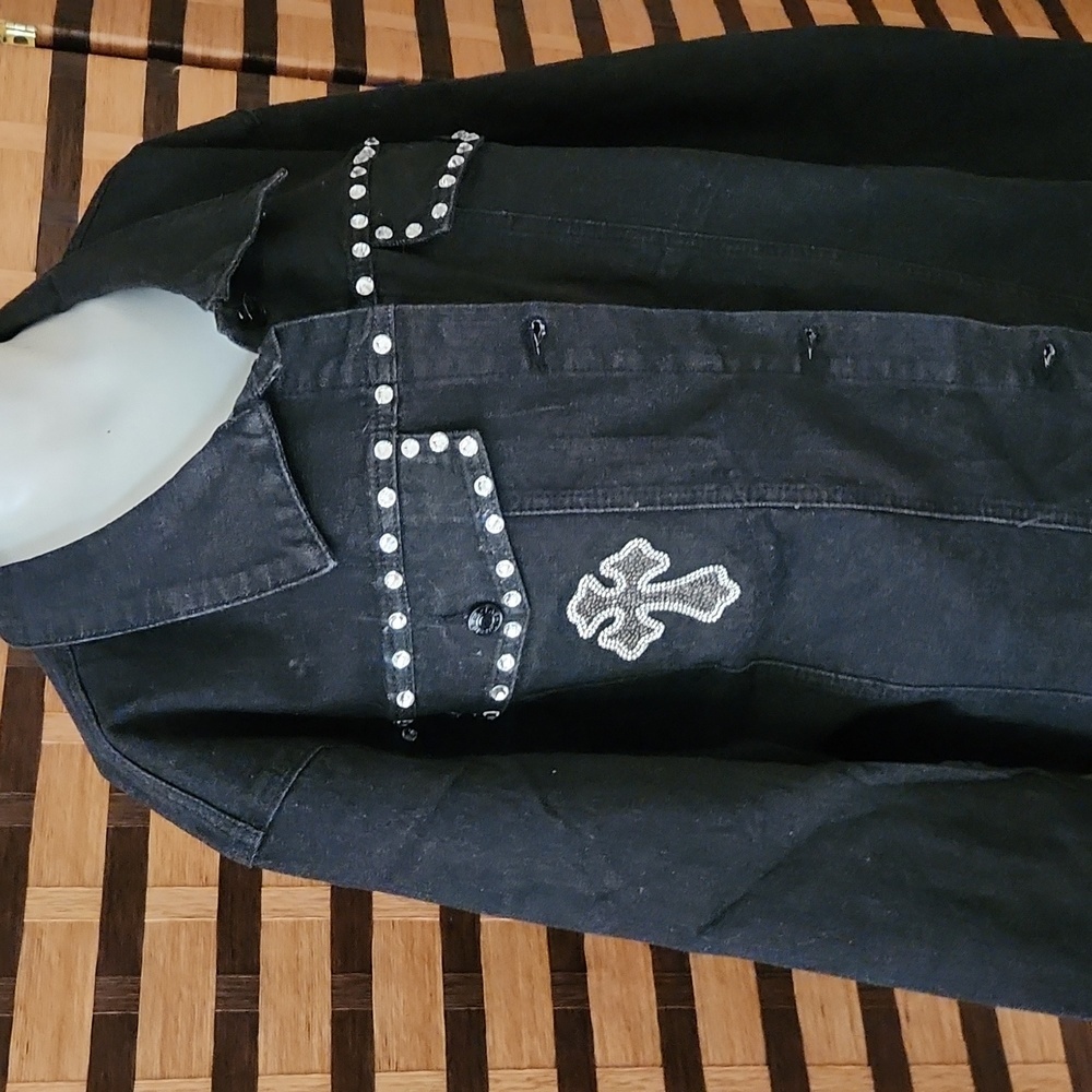 NWOT!! Custom jean jacket cross rhinestone